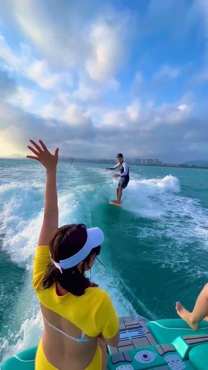 孟子义漂亮还是赵露思漂亮？游戏画面